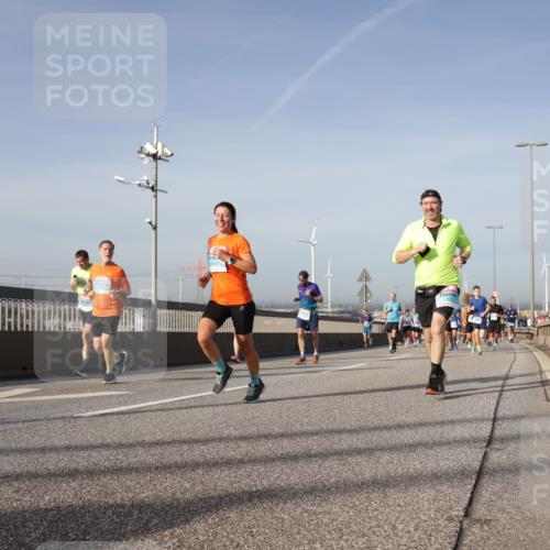 03.10.2026 - Köhlbrandbrückenlauf Yannick Fuchs http://msf.ph/oto/10778305 03.10.2026 09:45:06 Position 2  meine-sportfotos.de