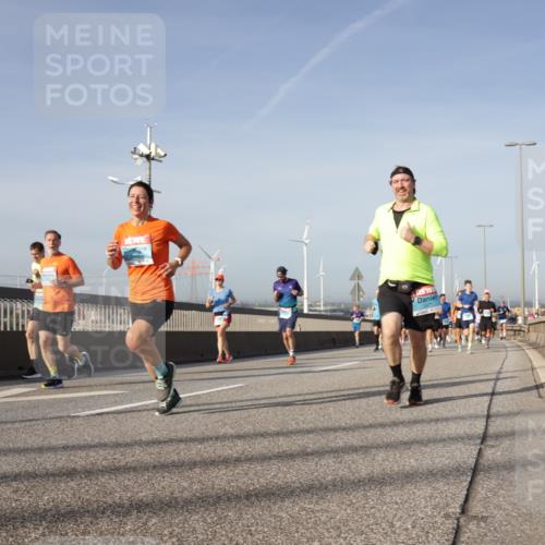 03.10.2026 - Köhlbrandbrückenlauf Yannick Fuchs http://msf.ph/oto/10778311 03.10.2026 09:45:07 Position 2  meine-sportfotos.de