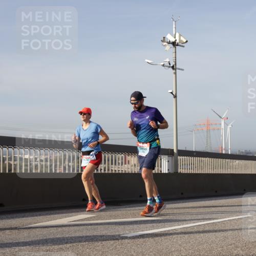 03.10.2026 - Köhlbrandbrückenlauf Yannick Fuchs http://msf.ph/oto/10778337 03.10.2026 09:45:09 Position 2  meine-sportfotos.de