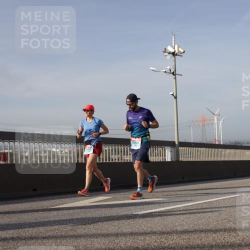 03.10.2026 - Köhlbrandbrückenlauf Yannick Fuchs http://msf.ph/oto/10778339 03.10.2026 09:45:09 Position 2  meine-sportfotos.de
