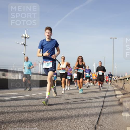03.10.2026 - Köhlbrandbrückenlauf Yannick Fuchs http://msf.ph/oto/10778365 03.10.2026 09:45:11 Position 2 2917 meine-sportfotos.de