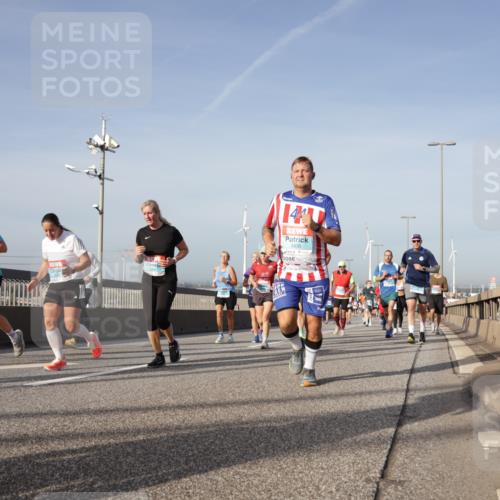 03.10.2026 - Köhlbrandbrückenlauf Yannick Fuchs http://msf.ph/oto/10778428 03.10.2026 09:45:16 Position 2 144, 3336 meine-sportfotos.de