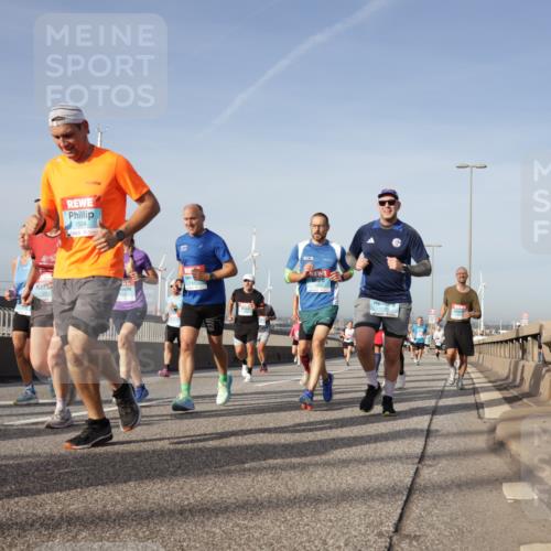 03.10.2026 - Köhlbrandbrückenlauf Yannick Fuchs http://msf.ph/oto/10778456 03.10.2026 09:45:18 Position 2 1504, 8 meine-sportfotos.de