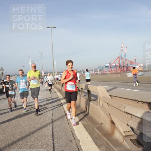 03.10.2026 - Köhlbrandbrückenlauf Yannick Fuchs http://msf.ph/oto/10778509 03.10.2026 09:45:23 Position 2  meine-sportfotos.de