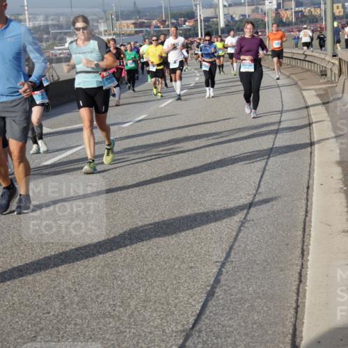 03.10.2026 - Köhlbrandbrückenlauf Yannick Fuchs http://msf.ph/oto/10778590 03.10.2026 09:45:34 Position 2  meine-sportfotos.de