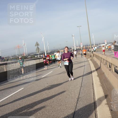 03.10.2026 - Köhlbrandbrückenlauf Yannick Fuchs http://msf.ph/oto/10778609 03.10.2026 09:45:37 Position 2  meine-sportfotos.de