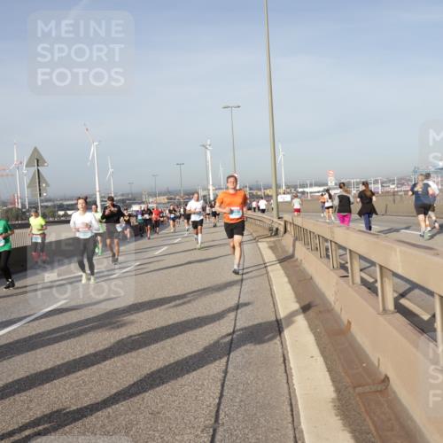 03.10.2026 - Köhlbrandbrückenlauf Yannick Fuchs http://msf.ph/oto/10778649 03.10.2026 09:45:41 Position 2  meine-sportfotos.de