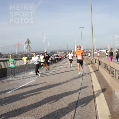 03.10.2026 - Köhlbrandbrückenlauf Yannick Fuchs http://msf.ph/oto/10778655 03.10.2026 09:45:41 Position 2  meine-sportfotos.de