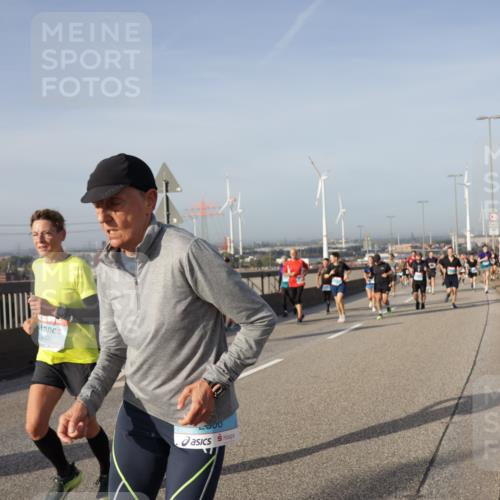 03.10.2026 - Köhlbrandbrückenlauf Yannick Fuchs http://msf.ph/oto/10778709 03.10.2026 09:45:45 Position 2 3005, 2000 meine-sportfotos.de