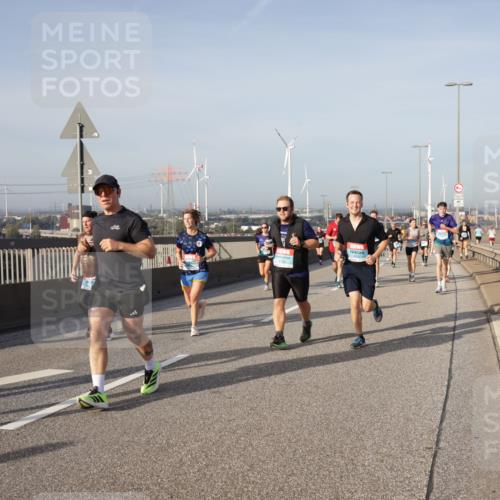 03.10.2026 - Köhlbrandbrückenlauf Yannick Fuchs http://msf.ph/oto/10778741 03.10.2026 09:45:49 Position 2  meine-sportfotos.de