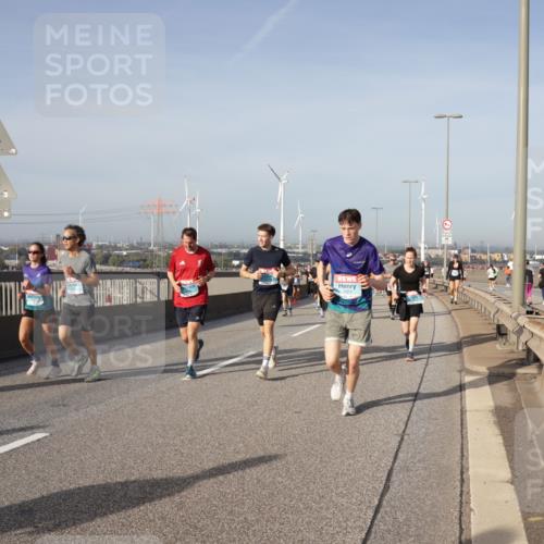 03.10.2026 - Köhlbrandbrückenlauf Yannick Fuchs http://msf.ph/oto/10778763 03.10.2026 09:45:51 Position 2  meine-sportfotos.de