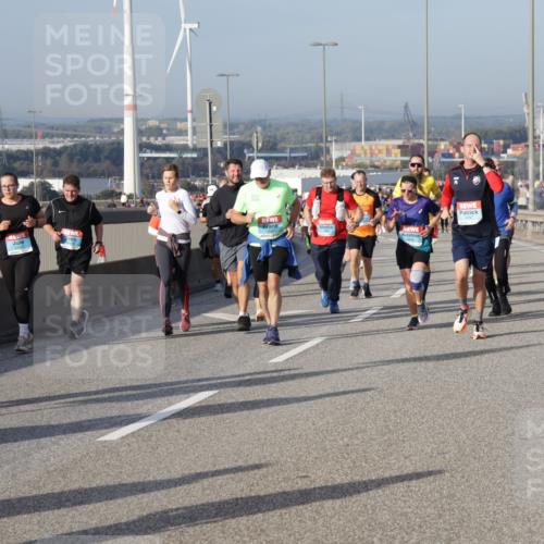 03.10.2026 - Köhlbrandbrückenlauf Yannick Fuchs http://msf.ph/oto/10778812 03.10.2026 09:45:56 Position 2 500, 902, 3806 meine-sportfotos.de