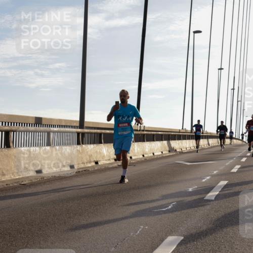 03.10.2026 - Köhlbrandbrückenlauf Yannick Fuchs http://msf.ph/oto/10778863 03.10.2026 09:23:49 Position 1  meine-sportfotos.de
