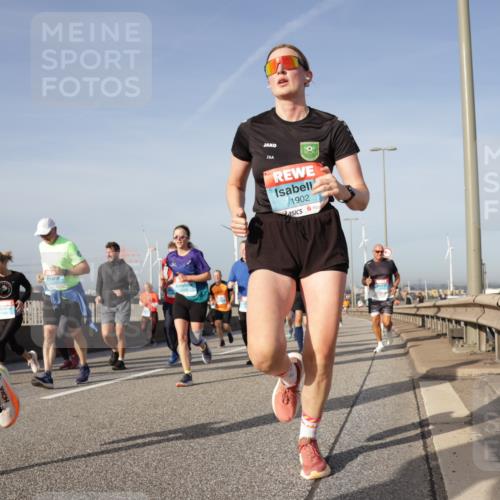 03.10.2026 - Köhlbrandbrückenlauf Yannick Fuchs http://msf.ph/oto/10778877 03.10.2026 09:46:01 Position 2 057, 1902 meine-sportfotos.de