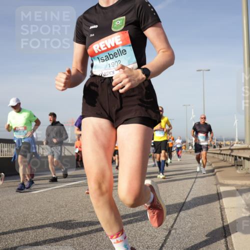03.10.2026 - Köhlbrandbrückenlauf Yannick Fuchs http://msf.ph/oto/10778882 03.10.2026 09:46:01 Position 2 1902 meine-sportfotos.de