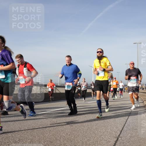 03.10.2026 - Köhlbrandbrückenlauf Yannick Fuchs http://msf.ph/oto/10778896 03.10.2026 09:46:02 Position 2 2688 meine-sportfotos.de