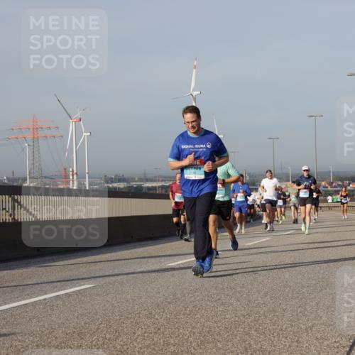 03.10.2026 - Köhlbrandbrückenlauf Yannick Fuchs http://msf.ph/oto/10779020 03.10.2026 09:46:12 Position 2 1500 meine-sportfotos.de