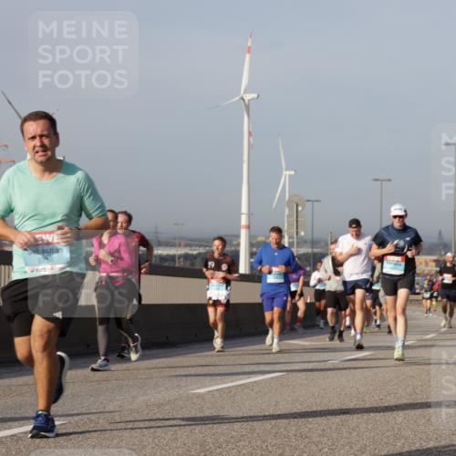 03.10.2026 - Köhlbrandbrückenlauf Yannick Fuchs http://msf.ph/oto/10779045 03.10.2026 09:46:14 Position 2 2758 meine-sportfotos.de