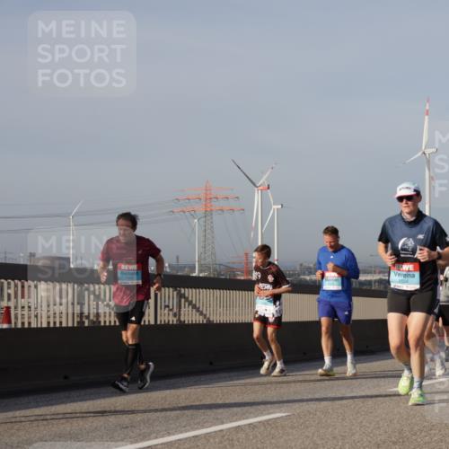 03.10.2026 - Köhlbrandbrückenlauf Yannick Fuchs http://msf.ph/oto/10779080 03.10.2026 09:46:17 Position 2 2534, 2579 meine-sportfotos.de