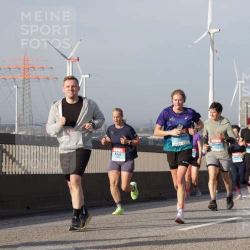 03.10.2026 - Köhlbrandbrückenlauf Yannick Fuchs http://msf.ph/oto/10779109 03.10.2026 09:46:21 Position 2 3397, 2593 meine-sportfotos.de