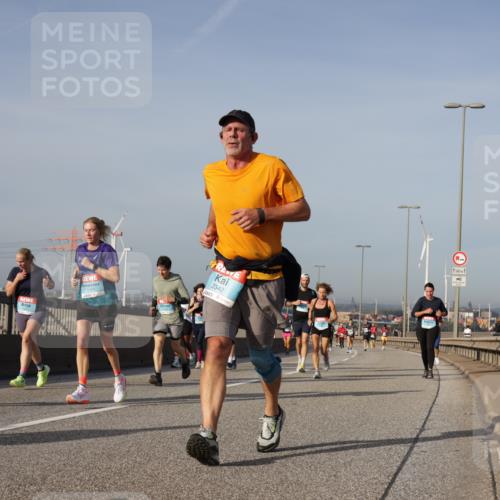 03.10.2026 - Köhlbrandbrückenlauf Yannick Fuchs http://msf.ph/oto/10779127 03.10.2026 09:46:22 Position 2  meine-sportfotos.de