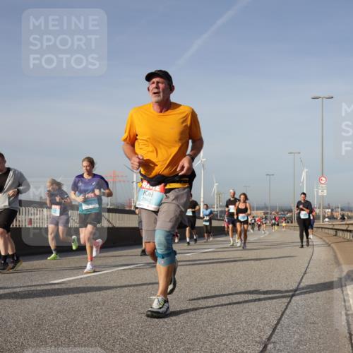 03.10.2026 - Köhlbrandbrückenlauf Yannick Fuchs http://msf.ph/oto/10779137 03.10.2026 09:46:23 Position 2 2342 meine-sportfotos.de