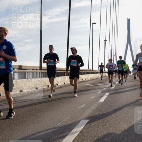 03.10.2026 - Köhlbrandbrückenlauf Yannick Fuchs http://msf.ph/oto/10779148 03.10.2026 09:24:13 Position 1 1829 meine-sportfotos.de