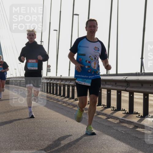 03.10.2026 - Köhlbrandbrückenlauf Yannick Fuchs http://msf.ph/oto/10779276 03.10.2026 09:24:24 Position 1 3843, 2058 meine-sportfotos.de