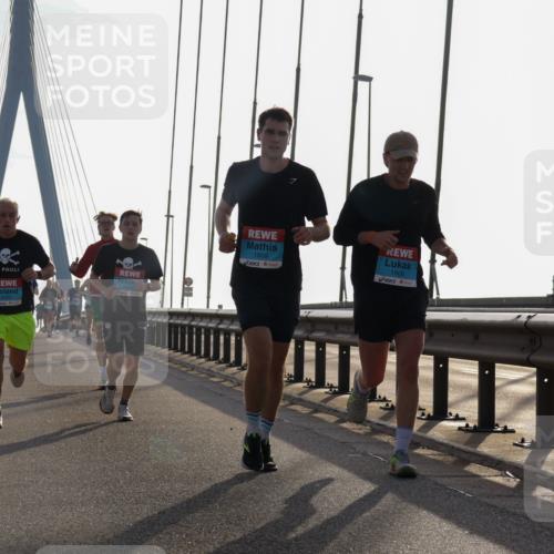 03.10.2026 - Köhlbrandbrückenlauf Yannick Fuchs http://msf.ph/oto/10779712 03.10.2026 09:25:00 Position 1 1609, 1608 meine-sportfotos.de