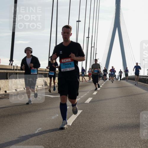 03.10.2026 - Köhlbrandbrückenlauf Yannick Fuchs http://msf.ph/oto/10779933 03.10.2026 09:25:18 Position 1 2213 meine-sportfotos.de