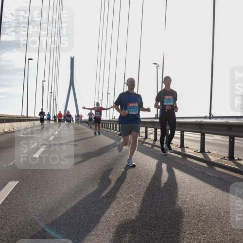 03.10.2026 - Köhlbrandbrückenlauf Yannick Fuchs http://msf.ph/oto/10780474 03.10.2026 09:26:08 Position 1  meine-sportfotos.de