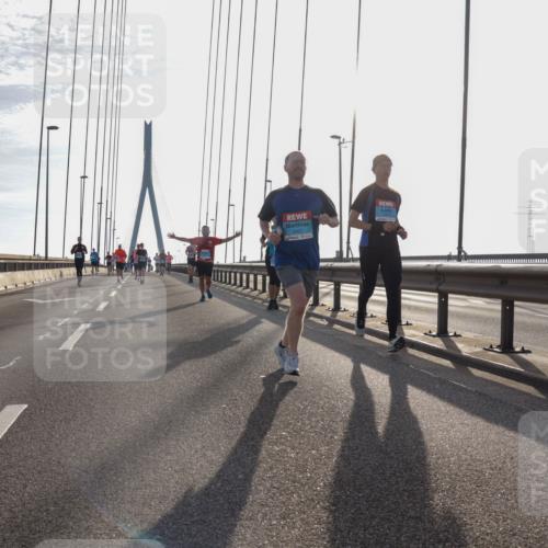 03.10.2026 - Köhlbrandbrückenlauf Yannick Fuchs http://msf.ph/oto/10780476 03.10.2026 09:26:08 Position 1  meine-sportfotos.de