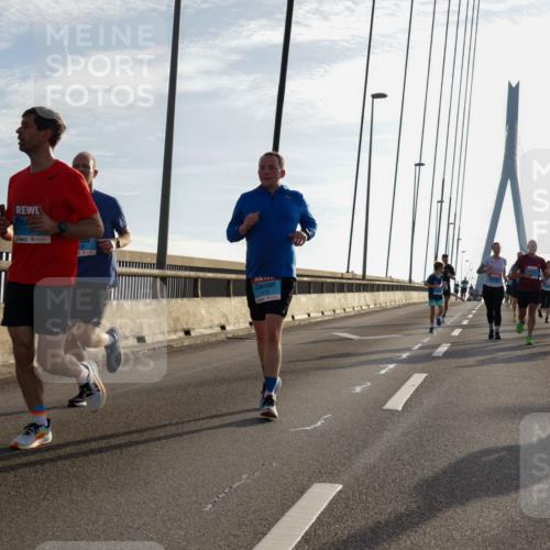 03.10.2026 - Köhlbrandbrückenlauf Yannick Fuchs http://msf.ph/oto/10780795 03.10.2026 09:26:39 Position 1 1108, 1770 meine-sportfotos.de