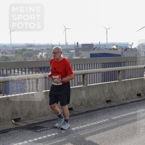 03.10.2026 - Köhlbrandbrückenlauf Michael Burmester http://msf.ph/oto/10803707 03.10.2026 16:16:27 Position 2 942 meine-sportfotos.de