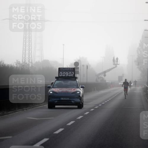 03.10.2026 - Köhlbrandbrückenlauf Michael Strokosch http://msf.ph/oto/10803714 03.10.2026 09:09:53 Position 3 2, 0, 09, 02, 390 meine-sportfotos.de