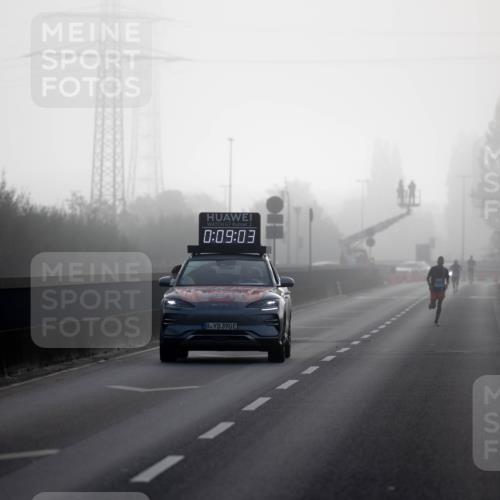 03.10.2026 - Köhlbrandbrückenlauf Michael Strokosch http://msf.ph/oto/10803717 03.10.2026 09:09:54 Position 3 2, 0, 09, 03, 390 meine-sportfotos.de