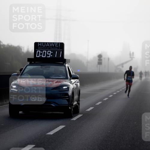 03.10.2026 - Köhlbrandbrückenlauf Michael Strokosch http://msf.ph/oto/10803730 03.10.2026 09:10:02 Position 3 2, 0, 09, 11, 390 meine-sportfotos.de