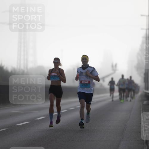 03.10.2026 - Köhlbrandbrückenlauf Michael Strokosch http://msf.ph/oto/10803800 03.10.2026 09:11:34 Position 3 1467, 1324 meine-sportfotos.de