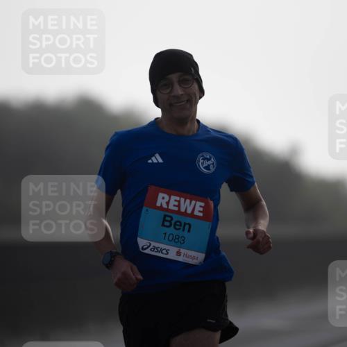 03.10.2026 - Köhlbrandbrückenlauf Michael Strokosch http://msf.ph/oto/10803831 03.10.2026 09:12:05 Position 3 1083 meine-sportfotos.de
