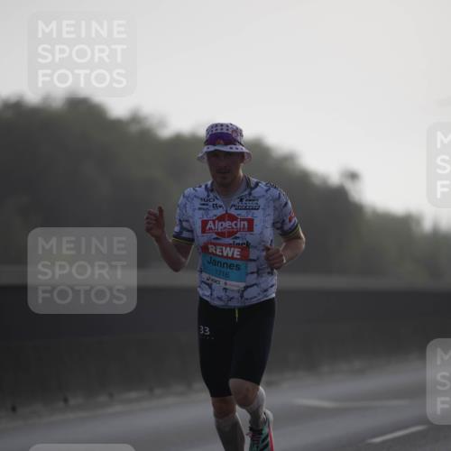 03.10.2026 - Köhlbrandbrückenlauf Michael Strokosch http://msf.ph/oto/10803835 03.10.2026 09:12:17 Position 3 1716, 33 meine-sportfotos.de