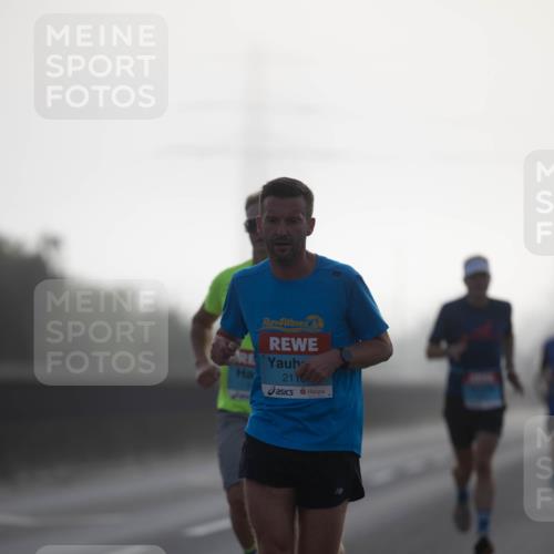 03.10.2026 - Köhlbrandbrückenlauf Michael Strokosch http://msf.ph/oto/10803837 03.10.2026 09:12:23 Position 3 4, 211 meine-sportfotos.de