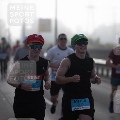 03.10.2026 - Köhlbrandbrückenlauf Michael Strokosch http://msf.ph/oto/10803873 03.10.2026 09:14:49 Position 3 14, 1115 meine-sportfotos.de