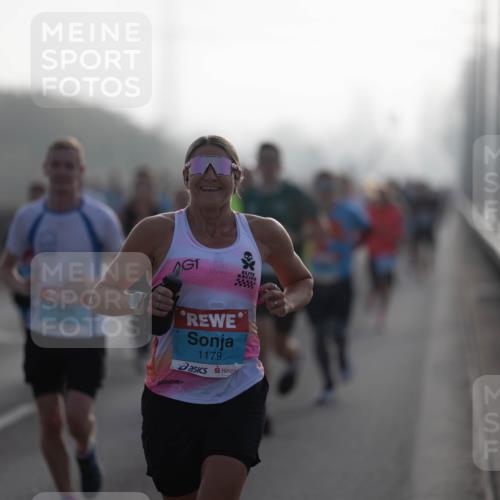 03.10.2026 - Köhlbrandbrückenlauf Michael Strokosch http://msf.ph/oto/10803887 03.10.2026 09:16:01 Position 3 1179 meine-sportfotos.de
