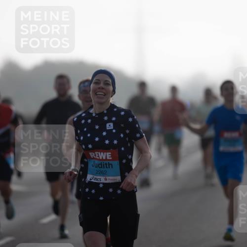 03.10.2026 - Köhlbrandbrückenlauf Michael Strokosch http://msf.ph/oto/10803898 03.10.2026 09:16:26 Position 3 2262 meine-sportfotos.de