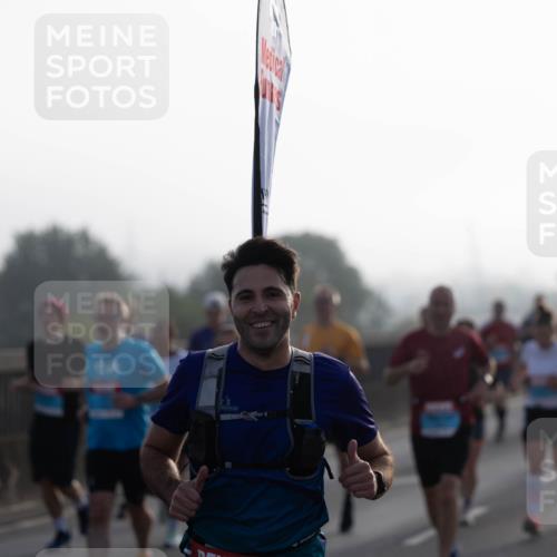 03.10.2026 - Köhlbrandbrückenlauf Michael Strokosch http://msf.ph/oto/10803923 03.10.2026 09:18:37 Position 3  meine-sportfotos.de