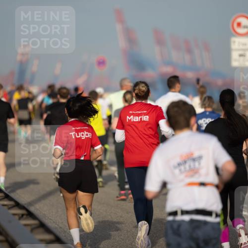 03.10.2026 - Köhlbrandbrückenlauf Michael Strokosch http://msf.ph/oto/10803988 03.10.2026 09:22:53 Position 3  meine-sportfotos.de