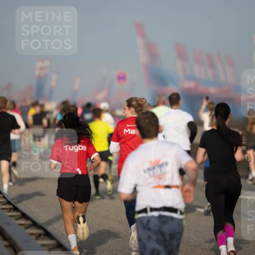 03.10.2026 - Köhlbrandbrückenlauf Michael Strokosch http://msf.ph/oto/10803990 03.10.2026 09:22:54 Position 3 1 meine-sportfotos.de