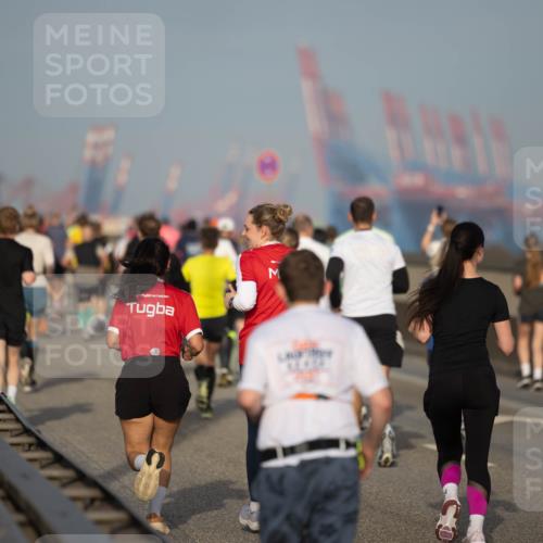 03.10.2026 - Köhlbrandbrückenlauf Michael Strokosch http://msf.ph/oto/10803991 03.10.2026 09:22:54 Position 3 1, 24 meine-sportfotos.de