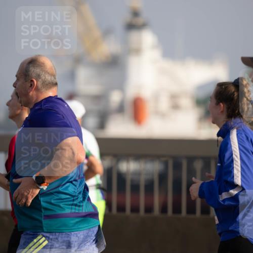 03.10.2026 - Köhlbrandbrückenlauf Michael Strokosch http://msf.ph/oto/10804004 03.10.2026 09:23:31 Position 3  meine-sportfotos.de