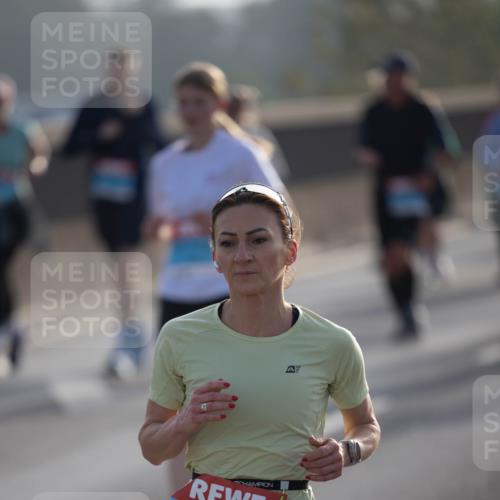 03.10.2026 - Köhlbrandbrückenlauf Michael Strokosch http://msf.ph/oto/10804014 03.10.2026 09:24:06 Position 3 1404 meine-sportfotos.de